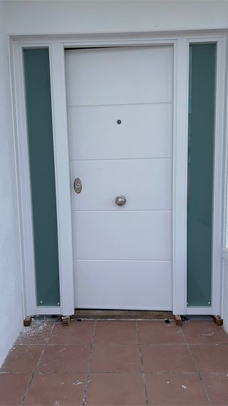 instalador de puertas.