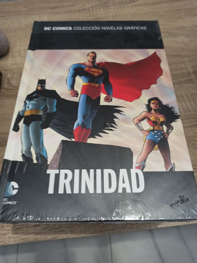 Novelas gráficas DC