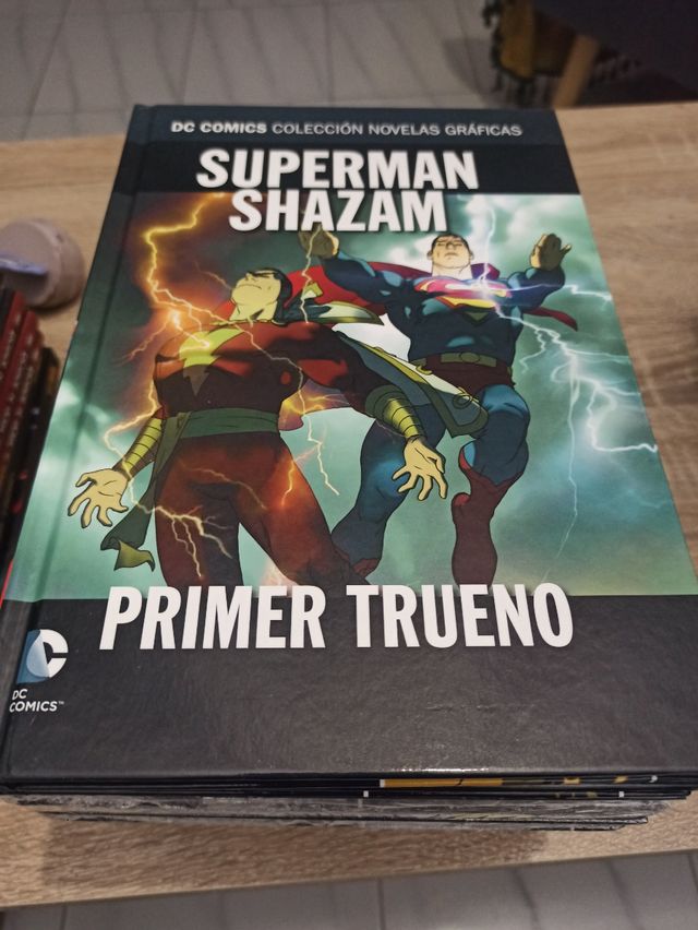 Novelas gráficas DC