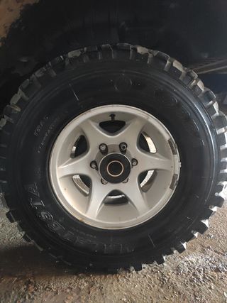 2 Neumaticos 4x4 taco 255/75R15