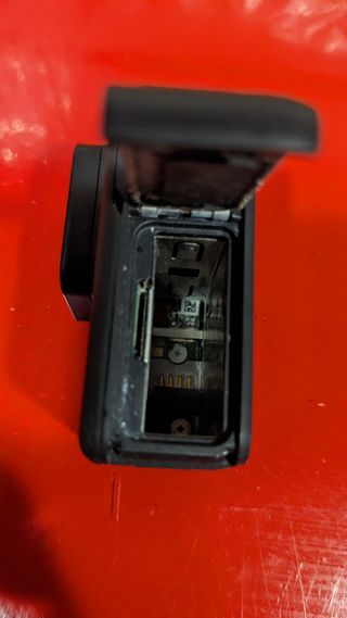 GoPro HERO 7 BLACK - Placa averiada.