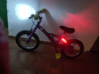 Bicicleta con Luces niño/a 14" Hello Kids