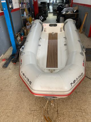 Reparación de paddle surf y barcas neumaticas.