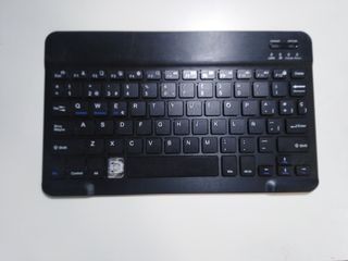 teclado bluetooth keyboard con protector de tablet