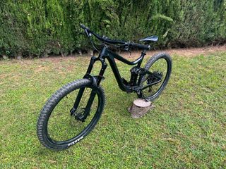 Giant Reign 2019 (muy poco uso)
