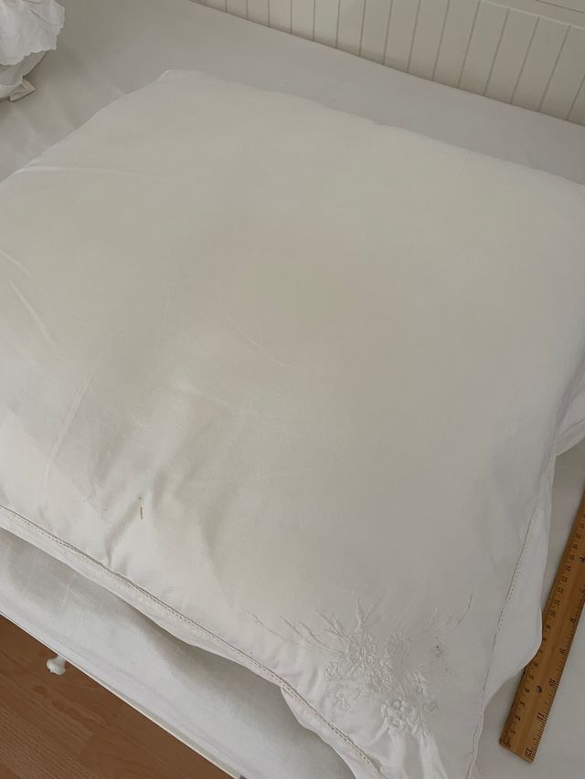 3 Almohadones blancos 60x60cm