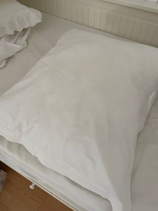 Almohada blanca