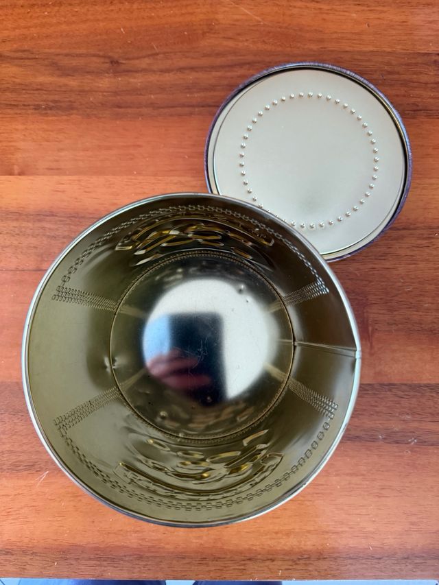 biscottiera in latta