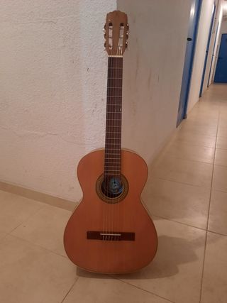 Vendo guitarra española IMPECABLE