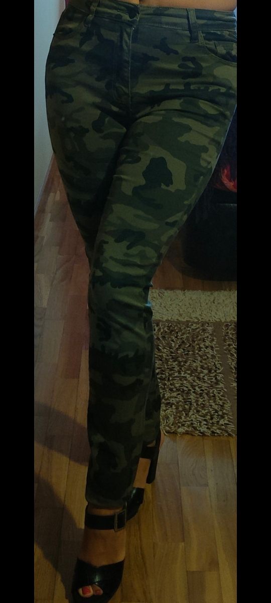 Pantalón vaquero militar
