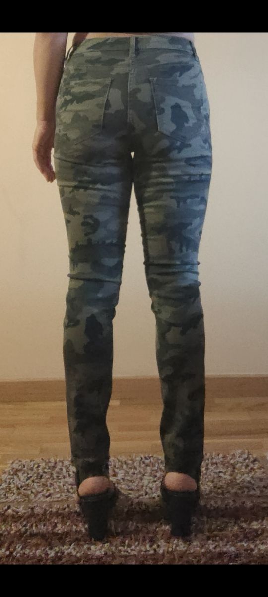 Pantalón vaquero militar