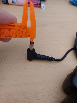 Cargador original ADP-40TH A