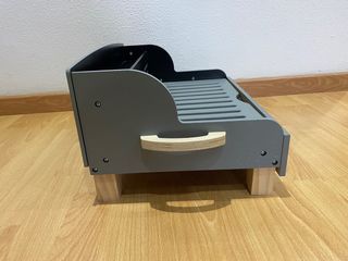 Barbacoa de madera de juguete