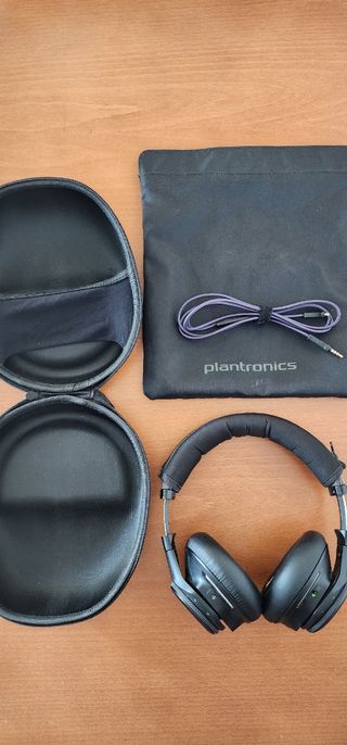 Plantronics BackBeat PRO + Funda de Transporte