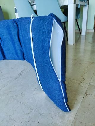 Colchoneta azul para tumbona