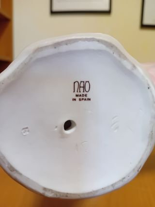 Figura de porcelana NAO