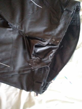 Pantalón moto con protecciones