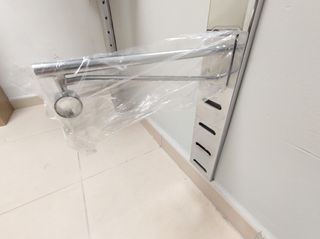 Perchero para vestidor retif