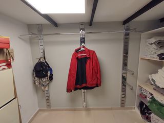 Perchero para vestidor retif