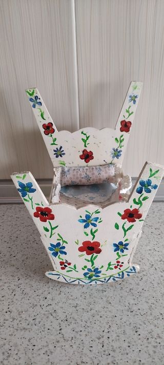 Cuna Mecedora con flores de colores
