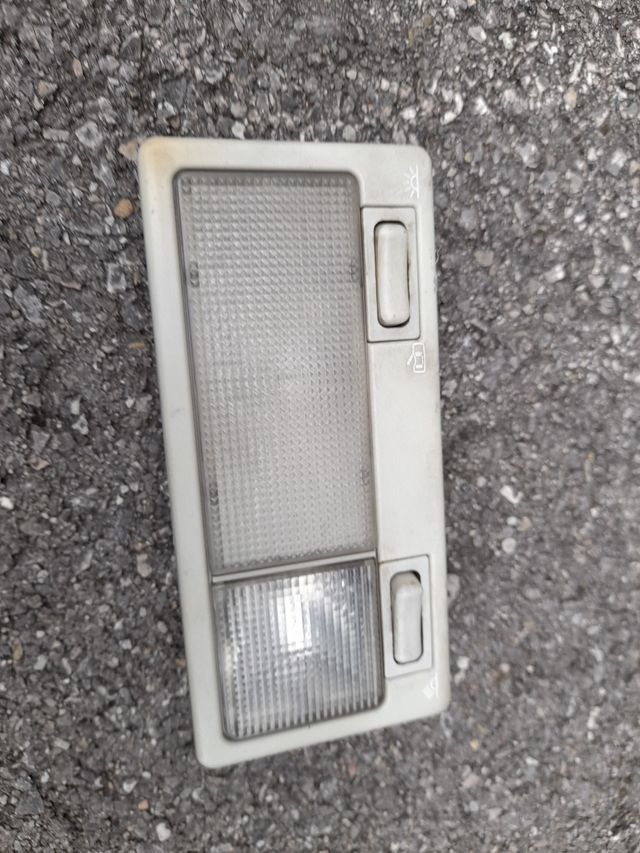 Diferentes piezas de Ibiza Gt Td 6K