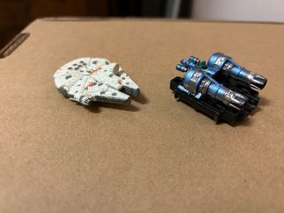 Micromachines millennium falcon star wars sguscio