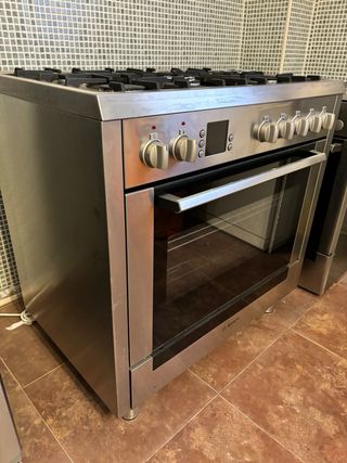 Cocina mixta gas-electrica Bosch gama profesional