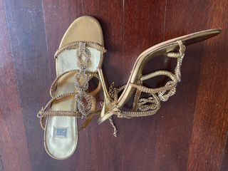 SANDALIAS DORADAS VERO CUOIO NUM. 38 1/2