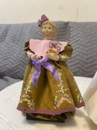 Bambole in cartapesta