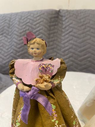 Bambole in cartapesta