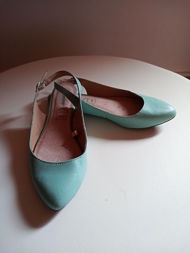 Zapatos planos abertura trasera