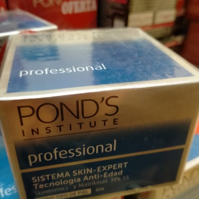 CREMA ANTIARRUGAS POND'S