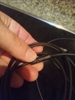 Cable con micrófono para móvil