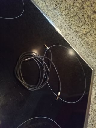 Cable con micrófono para móvil