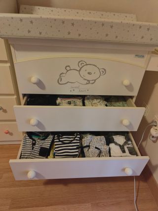 bañera bebé y cajonera