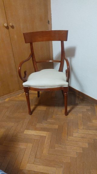 Escritorio   de madera  antiguo estilo inglés
