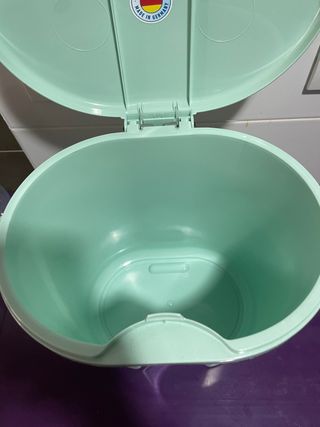 Cubo contenedor de pañales o de lo que se desee