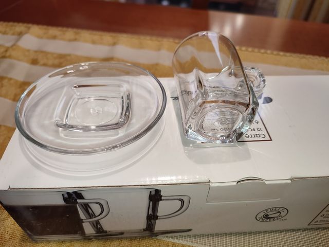 Set 6 tazzine in vetro con piattino