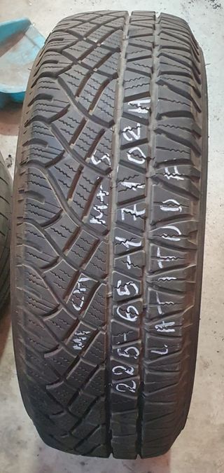VENDO 1 NEUMATICO 225 65 17 102 H