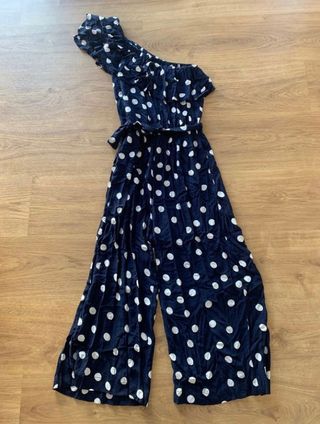 mono escote asimétrico lunares