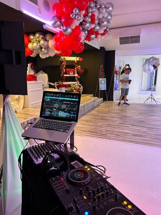 DISCOTECA MOVIL & DJ ANIMADOR EN VIVO
