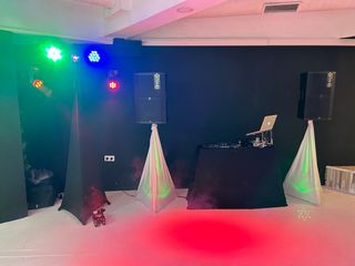 DISCOTECA MOVIL & DJ ANIMADOR EN VIVO