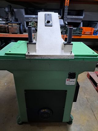 MÁQUINA DE PRENSAR IRON FOX, TIPO LAVADORA