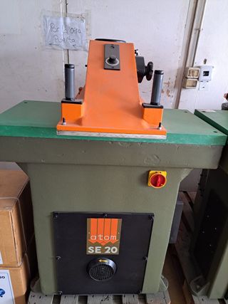 MÁQUINA DE PRENSAR IRON FOX, TIPO LAVADORA