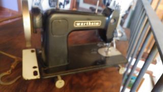 Maquina de coser Wertheim