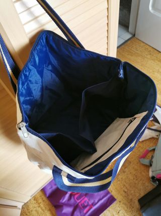 Burj Al Arab, Bolsa de playa