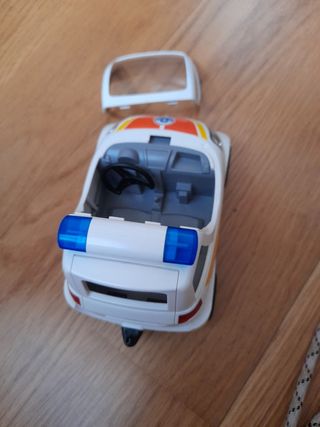 Coche médico de urgencias Playmobil