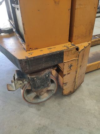Apilador semielectrico