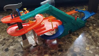 Mega garaje motorizado Hot Wheels