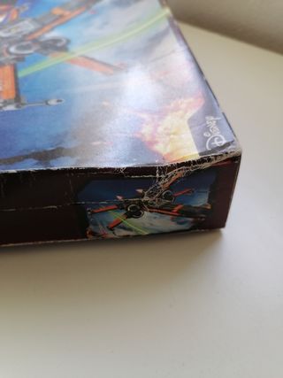 Lego 75102. star wars. por x-wing fighter